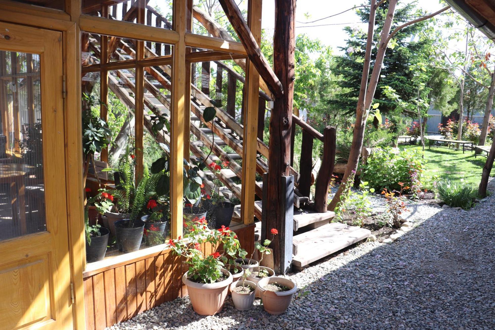 Happy Nomads Yurt Camp&Hostel Karakol Exterior foto